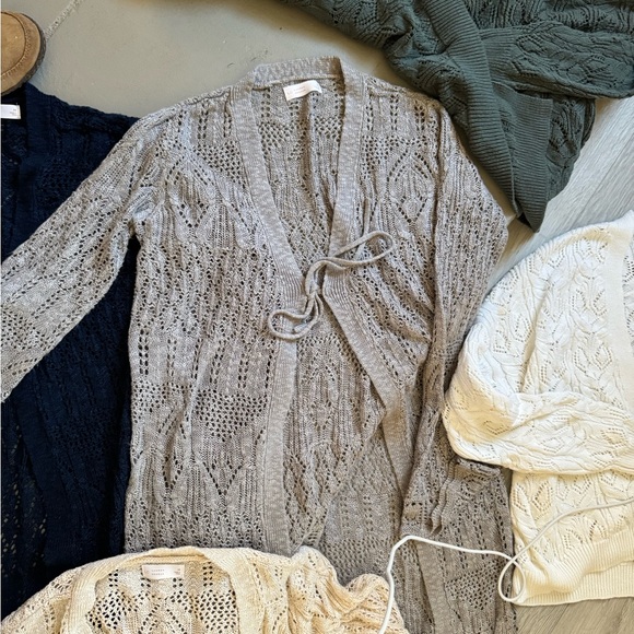 Lauren Conrad crochet sweater bundle size medium - Picture 6 of 6